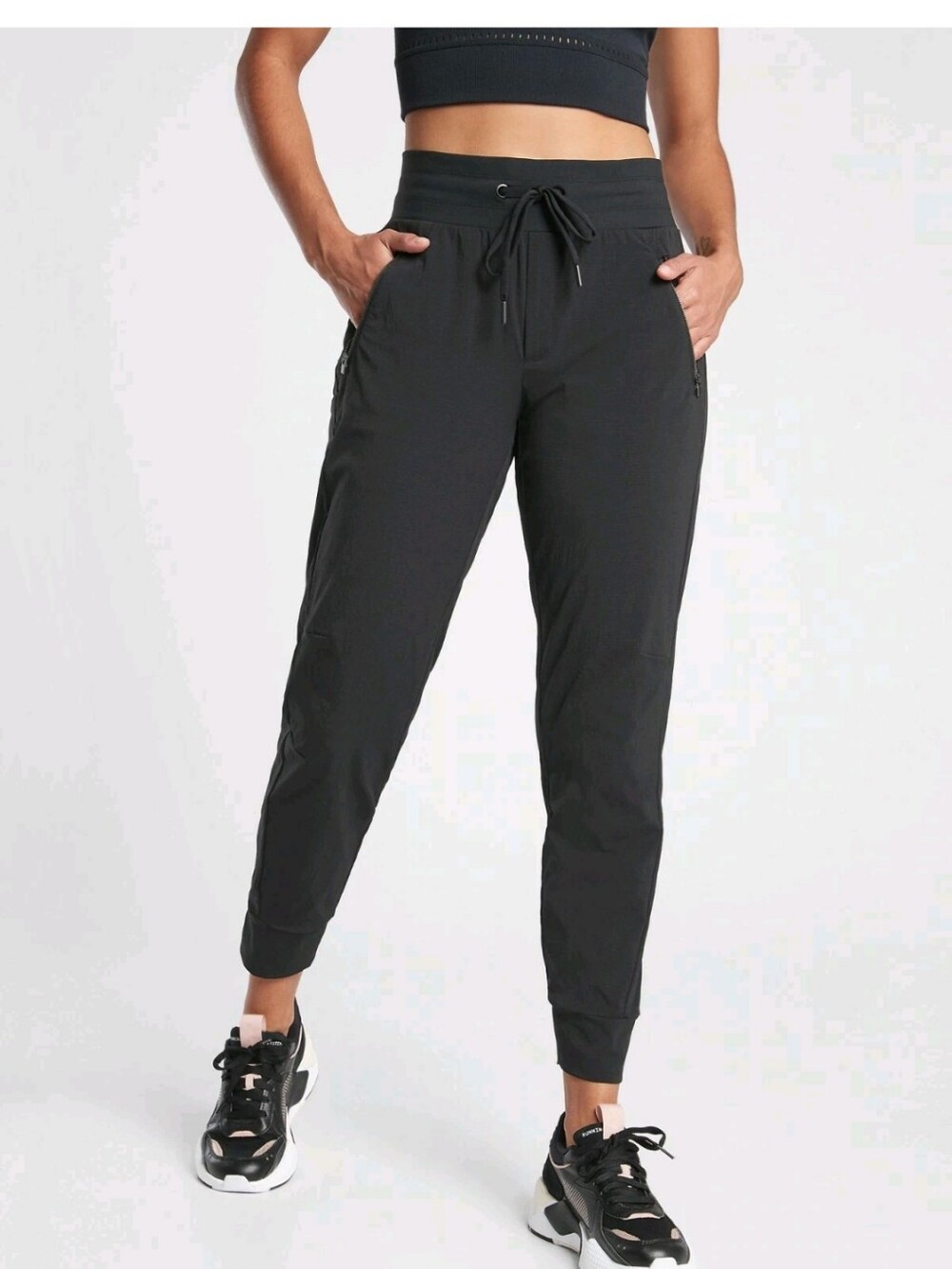 Athleta Mid-Rise Trekkie North Jogger Black Size 6
